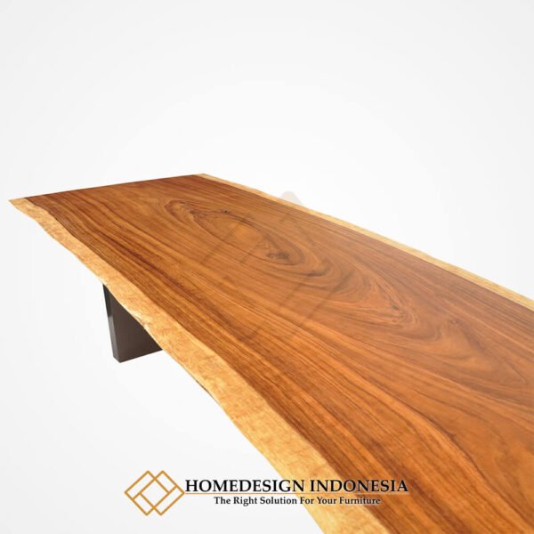 Meja Kayu Trembesi Utuh Live Edge Design Natural Color JF-262.2
